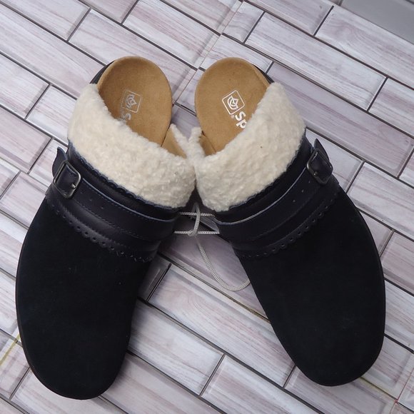 SIZE 11 D. SPENCO leather comfortable slip-on mules. - Picture 10 of 16